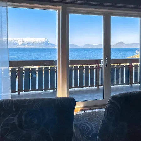 Amazing In Holiday home Heroysund